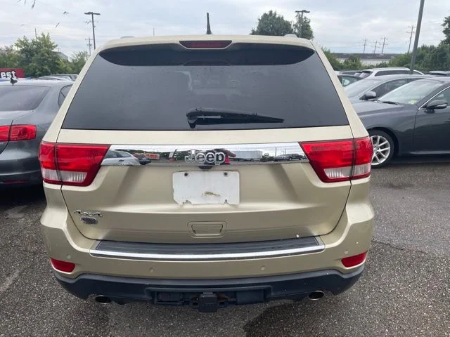 Used 2011 Gold Jeep Overland image 5