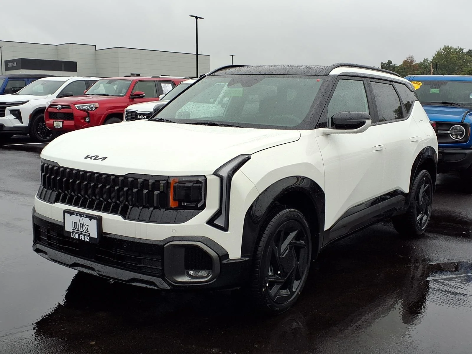 New 2027 Snow White Pearl Kia X-Line SX image 1