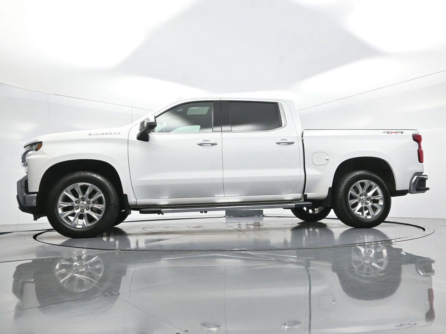 Used 2021 SUMMIT WHITE Chevrolet LTZ image 47