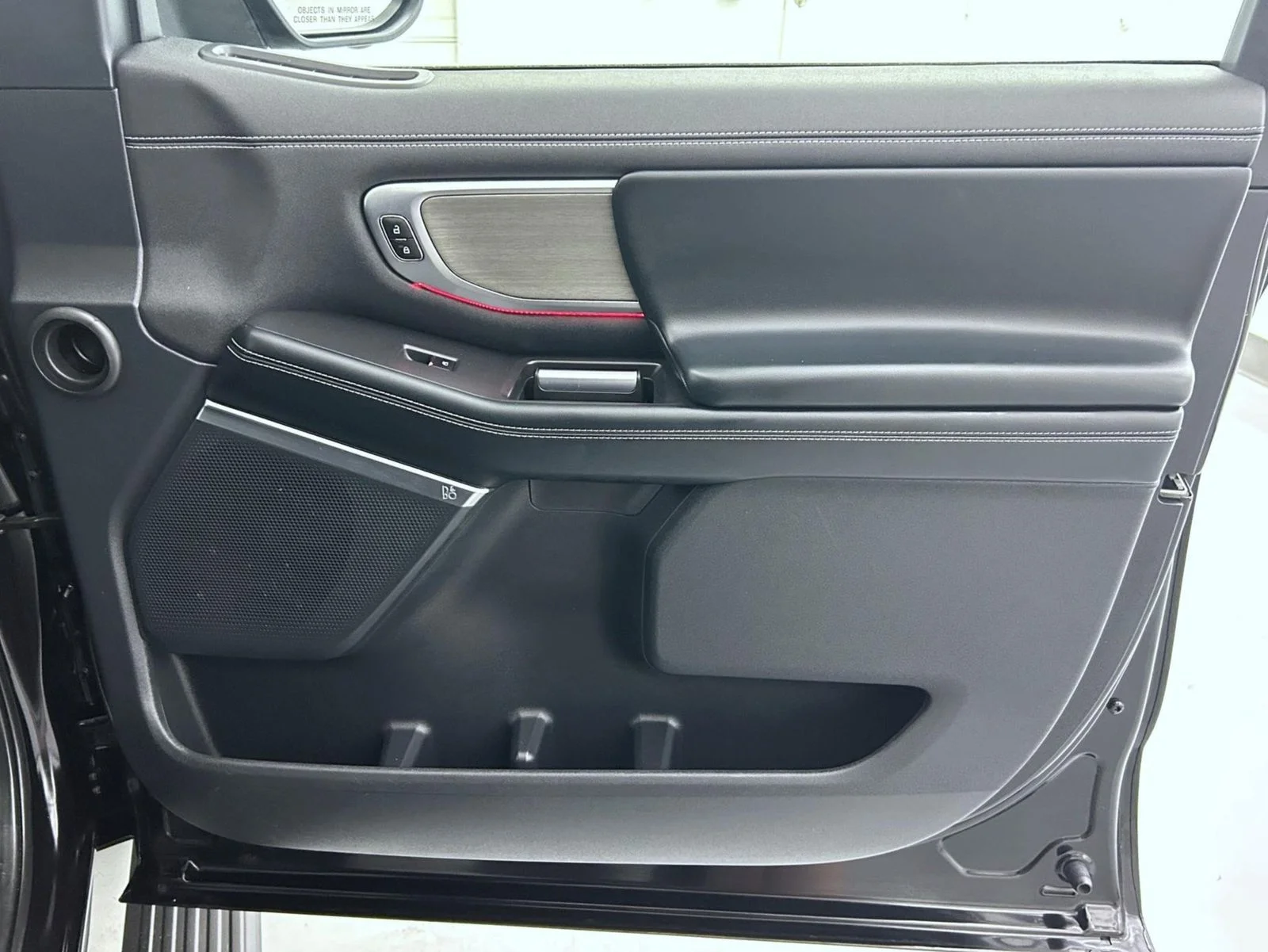 Used 2025 Black Ford Platinum image 17