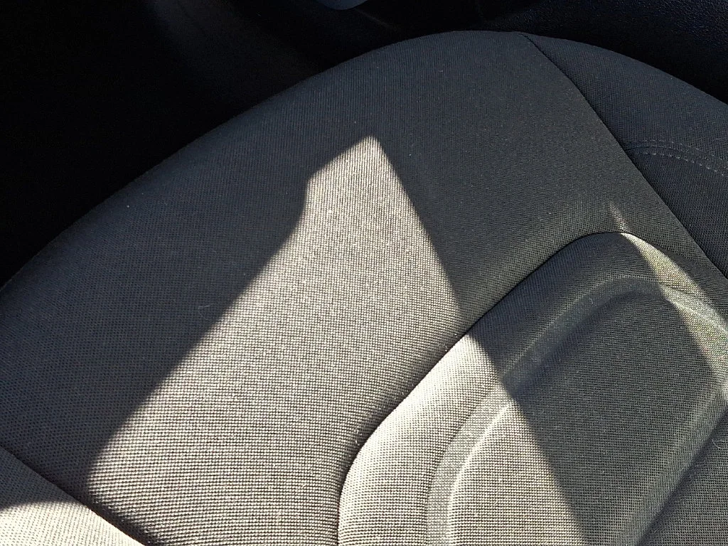 Used 2021  Jeep Latitude image 27