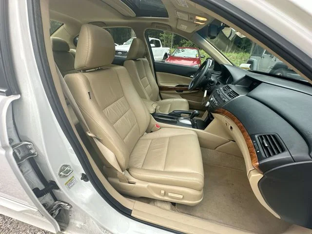 Used 2012  Honda EX-L image 30