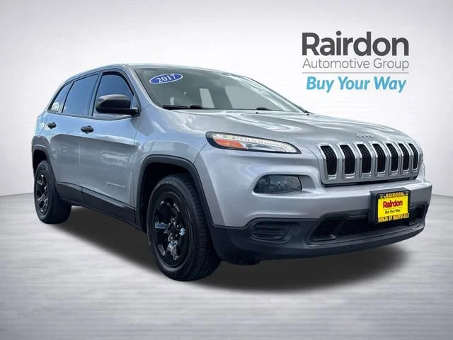 2017 Jeep Cherokee Sport's photo