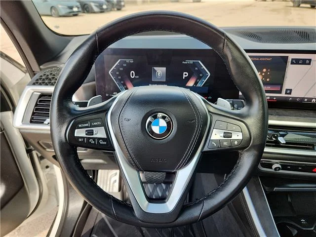 Used 2025 Alpine White BMW sDrive40i 4x2 Sports Activity Vehicle image 15