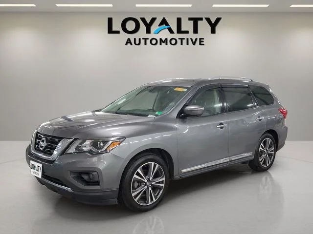 2020 Nissan Pathfinder Platinum 2WD's photo