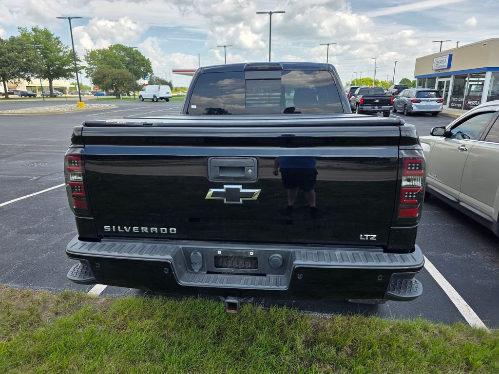 Used 2017 Black Chevrolet LTZ image 3