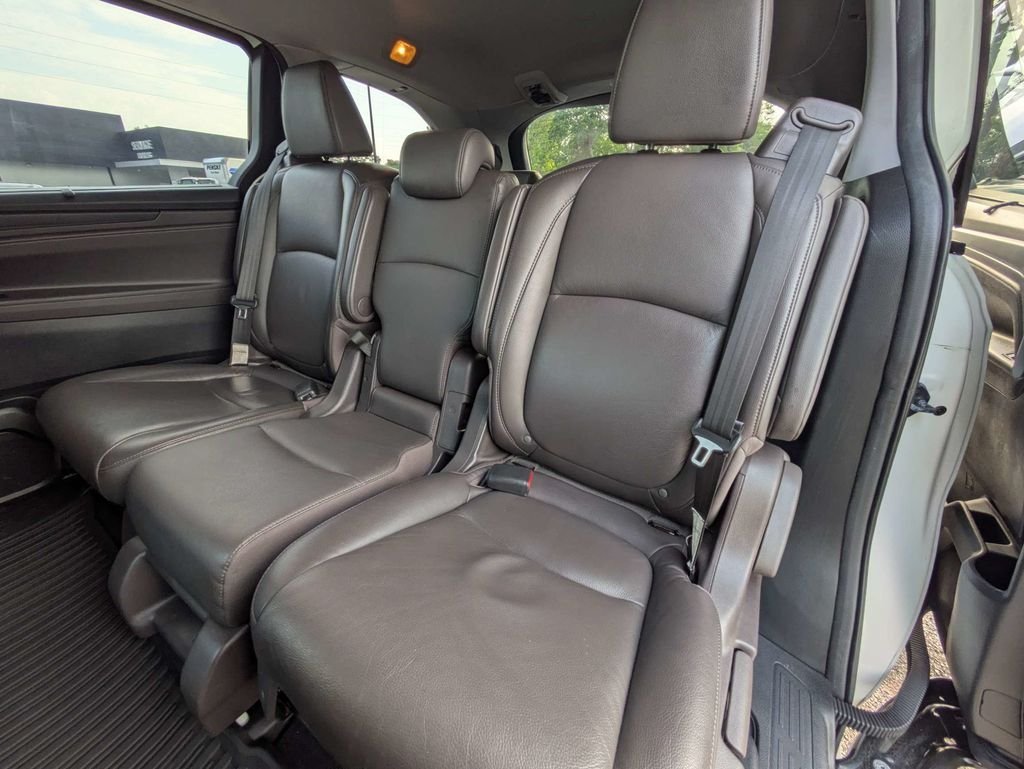 Used 2019 White Honda Elite image 16