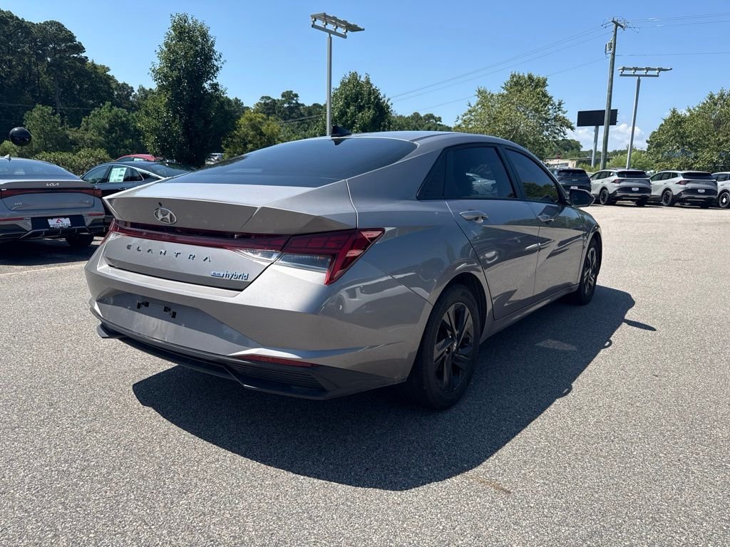 Used 2021 Silver Hyundai Blue image 5
