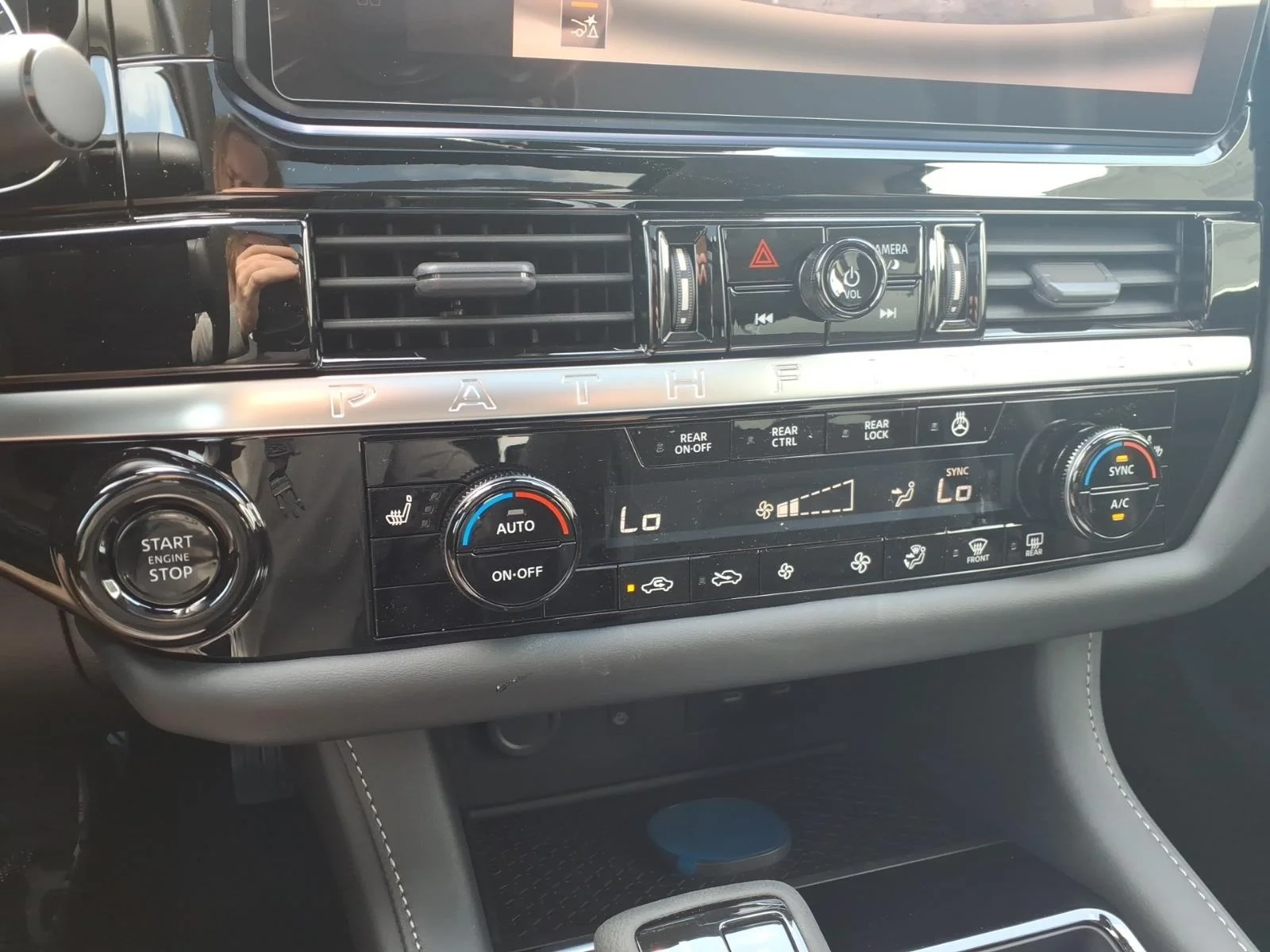 2026 Nissan Pathfinder SV White at Robbins Nissan