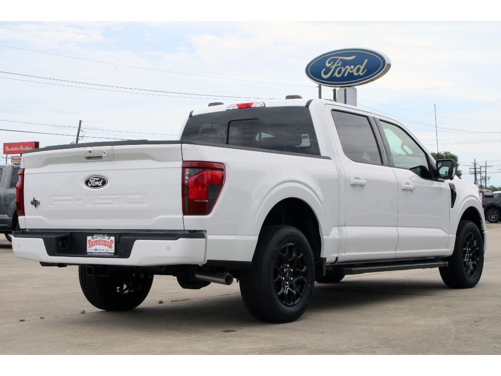 New 2026 Oxford White Ford XLT image 29