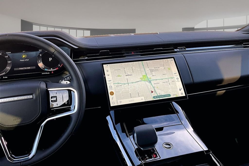 New 2026 Fuji White LAND ROVER SE image 6