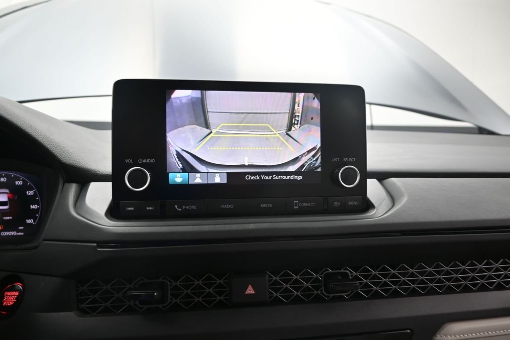 Used 2024  Honda LX image 16