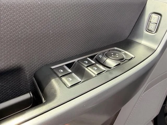 Used 2022  Ford XLT image 15