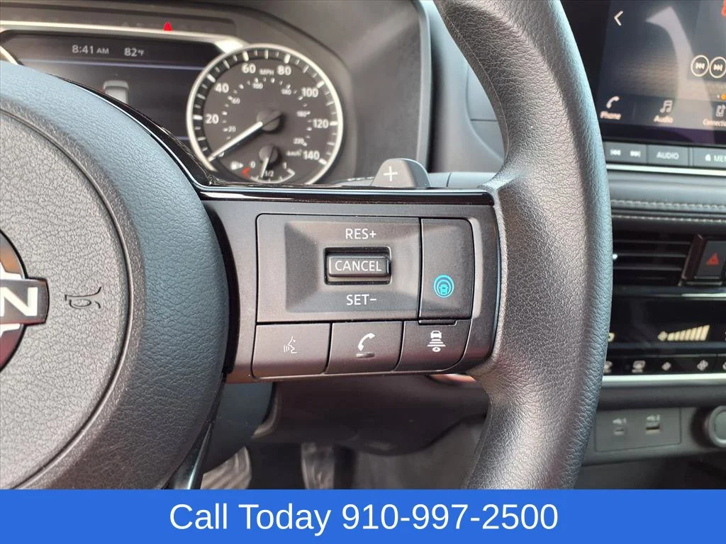 Used 2022 Silver Nissan SV Intelligent AWD image 20