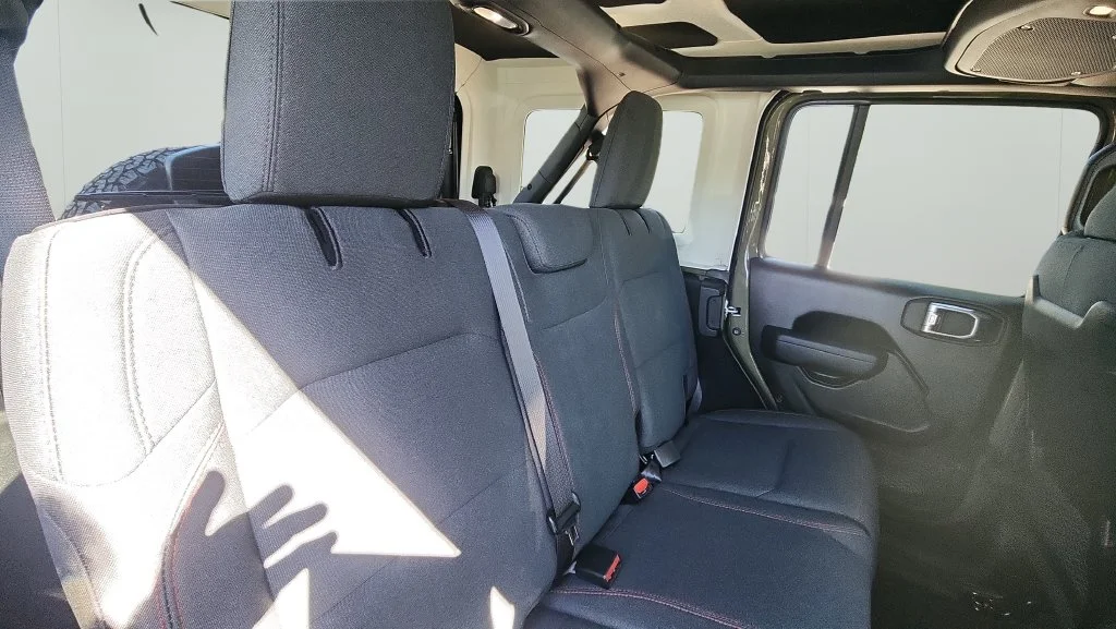 Used 2026 Green Jeep Rubicon image 12
