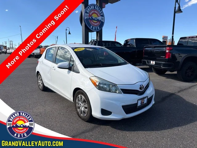 2012 Toyota Yaris LE