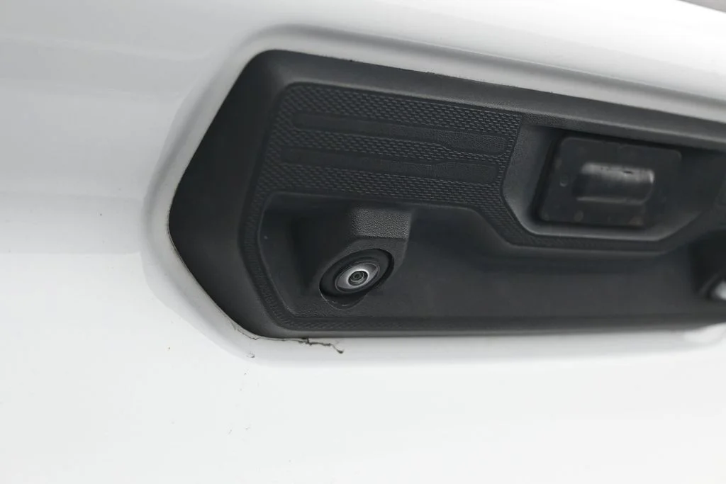Used 2023 Summit White Chevrolet RST image 33