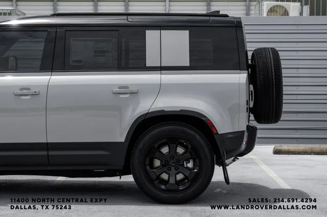 New 2026 Borasco Grey Land Rover S image 15