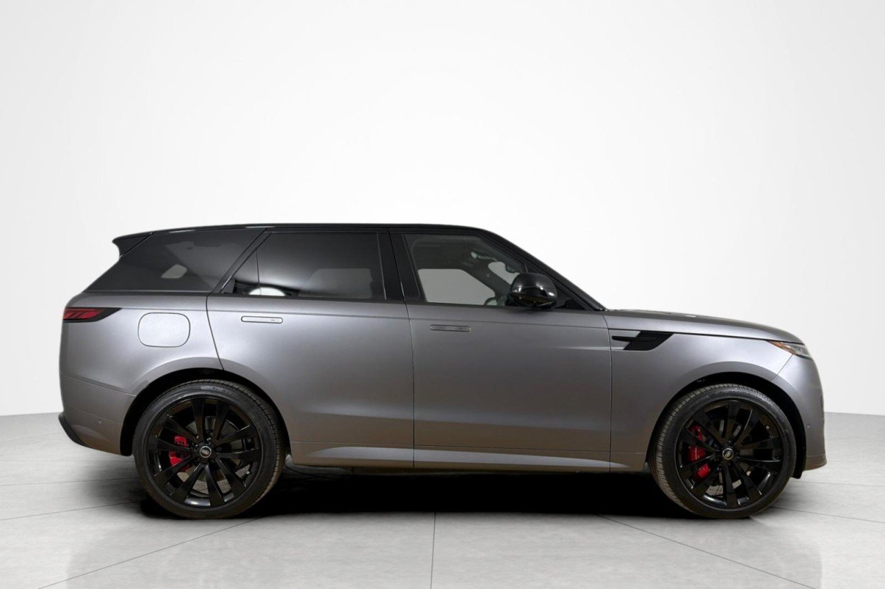 Used 2025 VELOCITY BLUE SV Land Rover Autobiography image 6