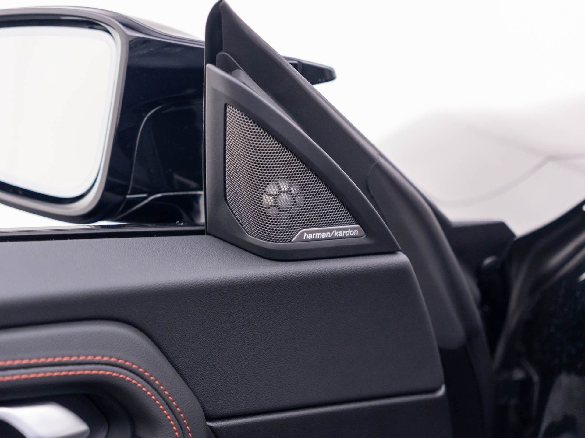 New 2026 Black Sapphire Metallic BMW Base image 15
