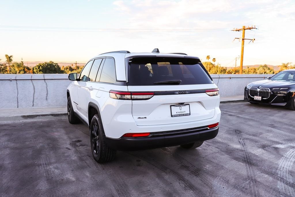Used 2025 Bright White Clearcoat Jeep Altitude image 7