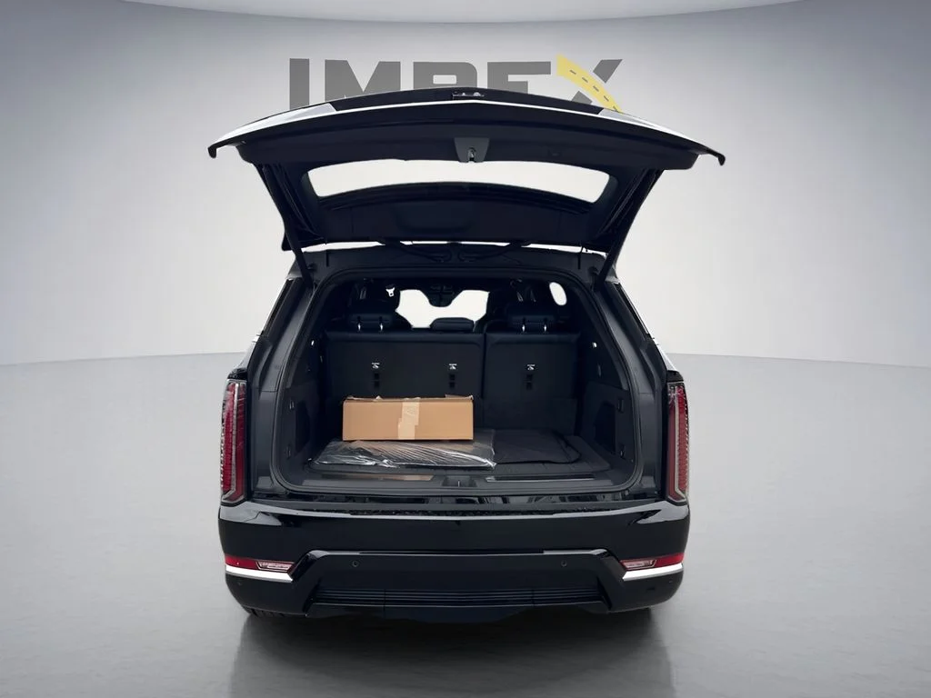 Used 2025 Black Cadillac Luxury 2 image 30