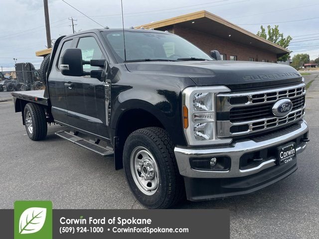 2025 Ford F-350 Super Duty Chassis Cab