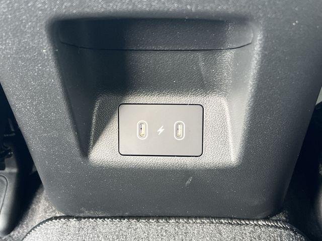 New 2026 Black Hyundai SEL FWD image 30