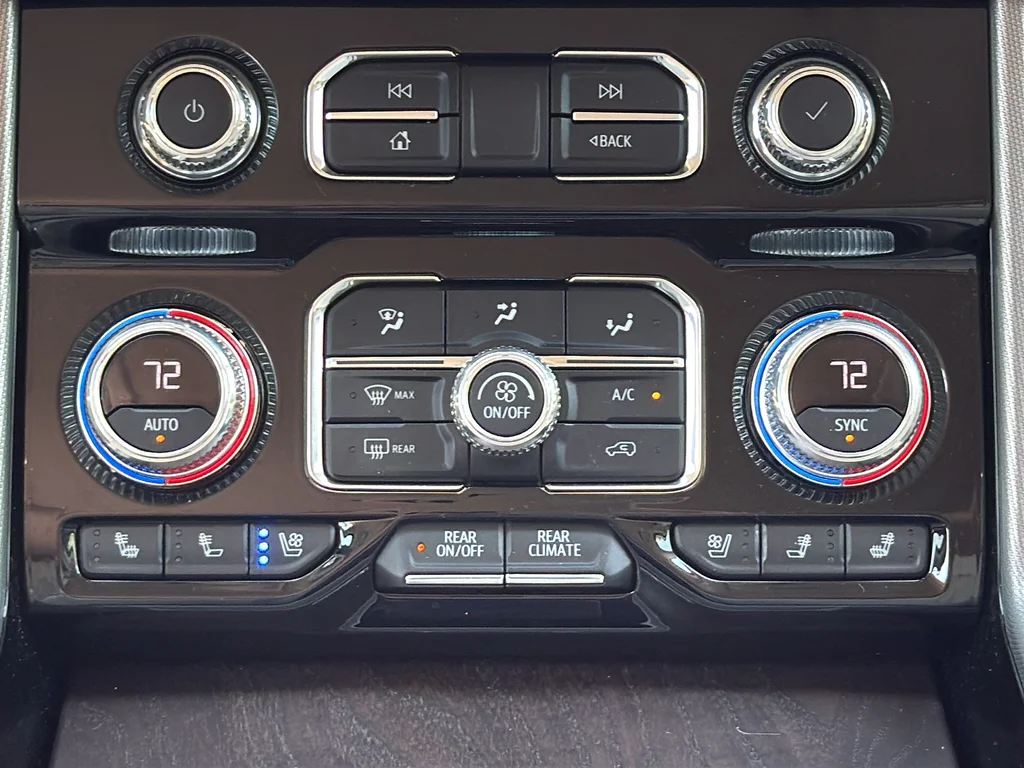 Used 2022 Black GMC Denali image 18