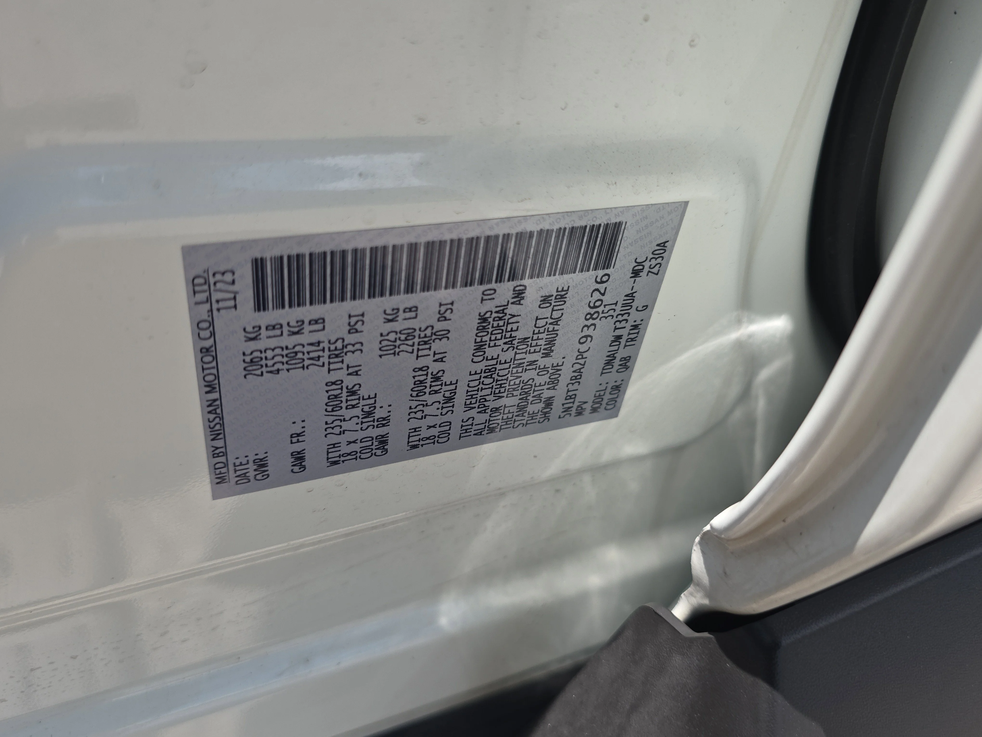 Certified Used 2023 Pearl White Tricoat Nissan SV image 32