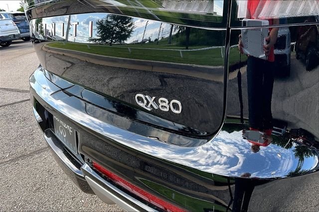 New 2026 BLACK OBSIDIAN INFINITI LUXE image 8