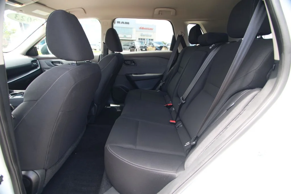 Used 2023 White Nissan S image 7