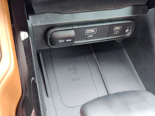 Used 2025 Black Kia SX-Prestige X-Line image 19