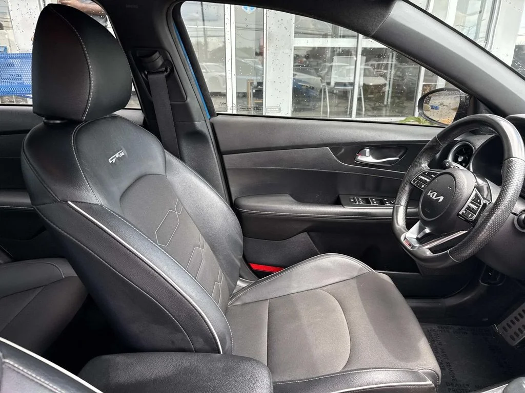 Certified Used 2023 Blue Kia GT-Line image 11