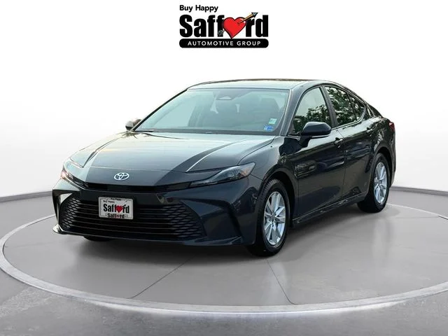 Used 2025  Toyota LE image 1