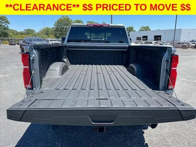 2026 Chevrolet Silverado 2500 HD ZR2 - Photo 17