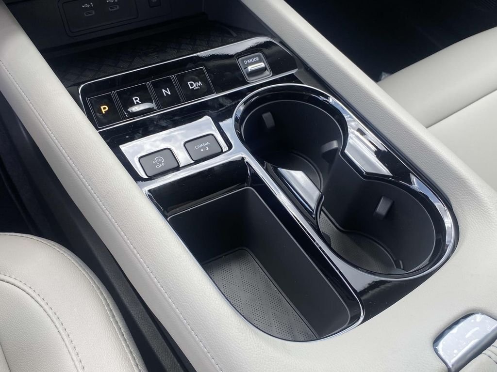 2025 Nissan Murano SV - Photo 25
