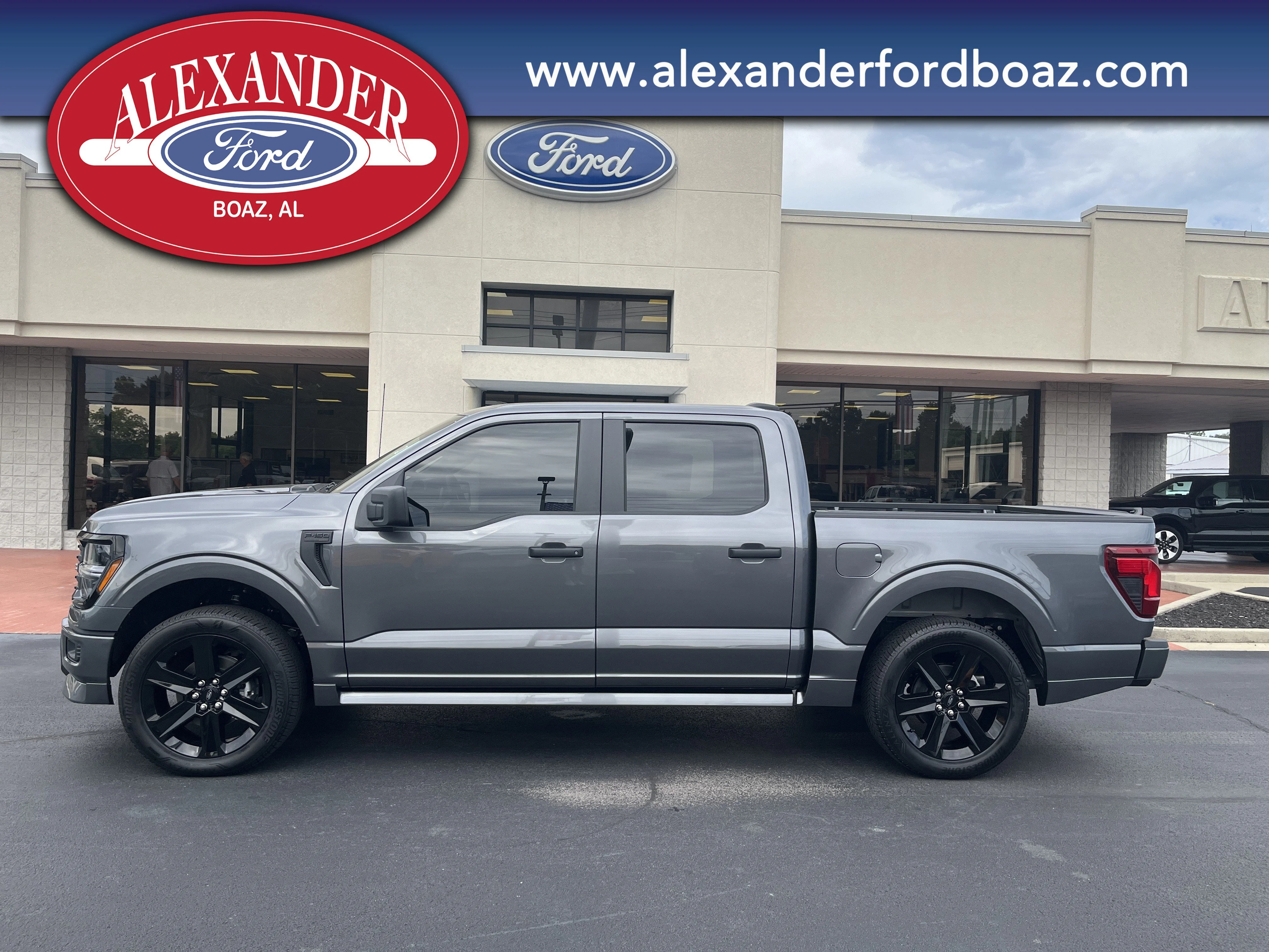 New 2026 Carbonized Gray Metallic Ford Lobo image 3