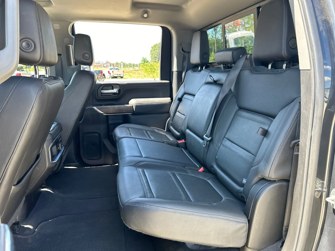 Used 2020 CARBON BLACK METALLIC GMC Denali image 20