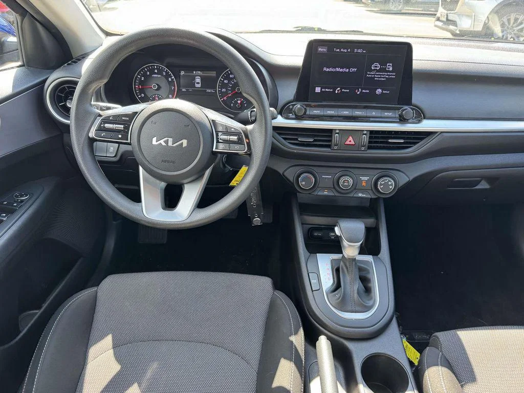 Used 2022 Deep Sea Blue Kia LXS image 15