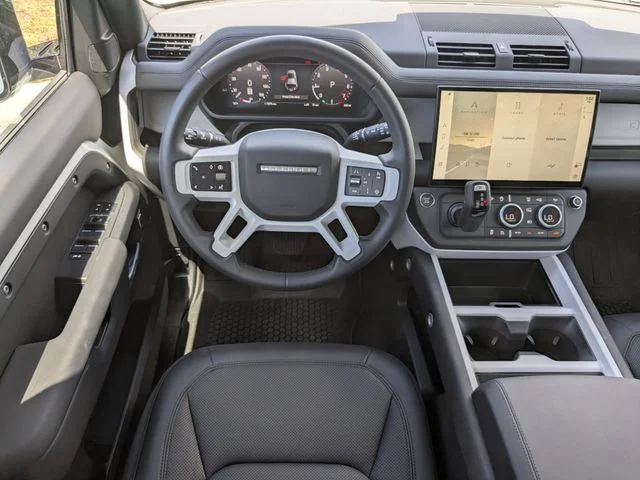 Used 2026 Fuji White Land Rover S image 16