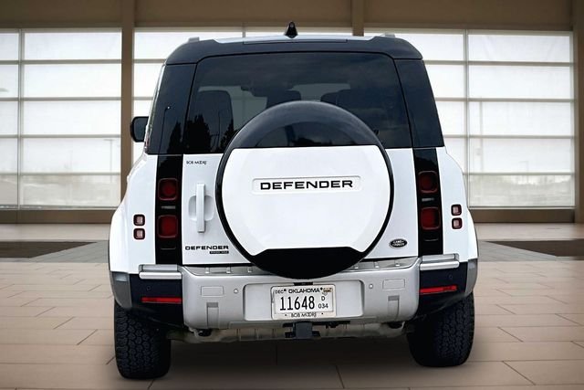 Used 2020 White Land Rover HSE image 4