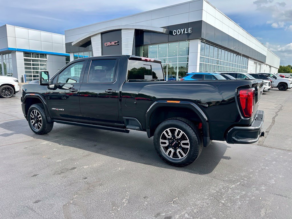 Used 2022 Black GMC AT4 image 6