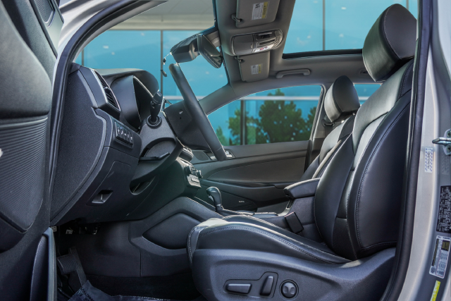 Used 2020 Silver Hyundai Ultimate image 14