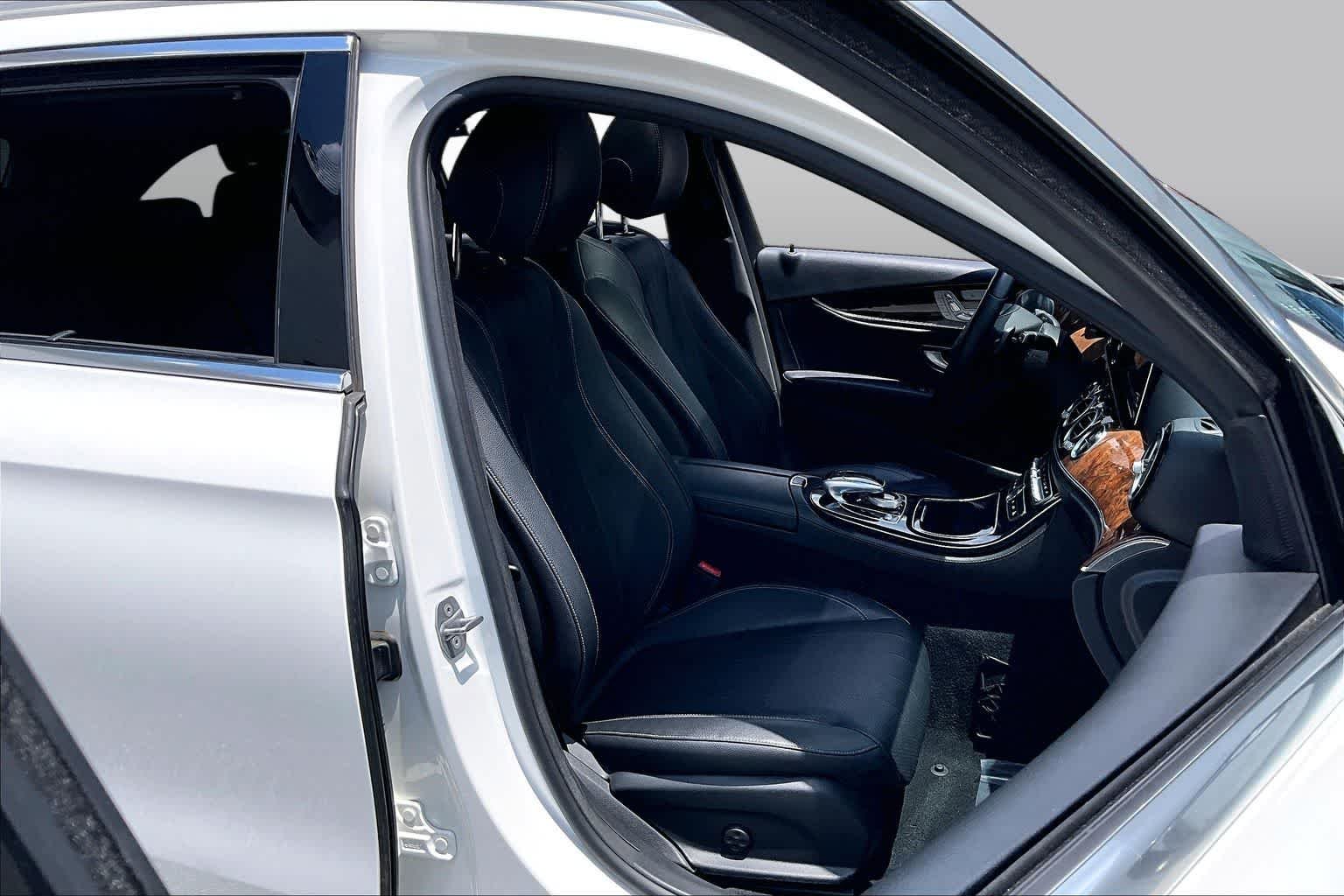 Used 2018 Polar White Mercedes-Benz E 400 image 9