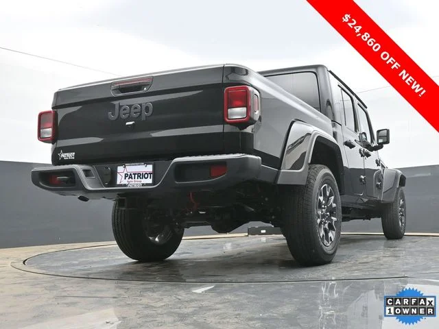 Used 2025 Black Jeep Sport S image 46