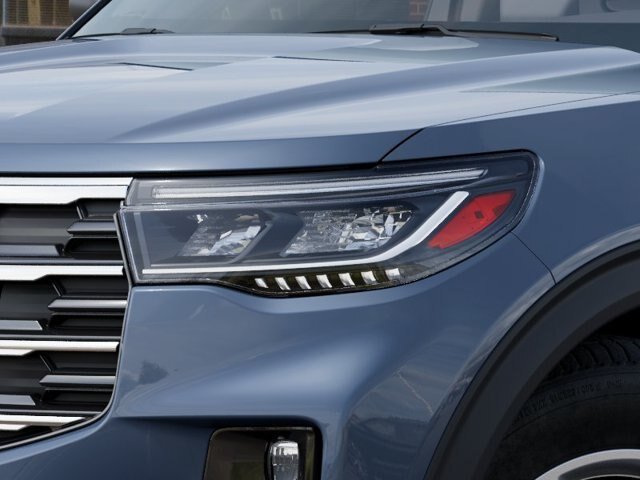 New 2027 Vapor Blue Metallic Ford Active image 41