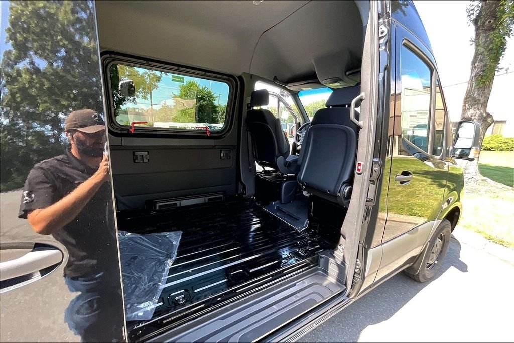 New 2026 Obsidian Black Metallic Mercedes-Benz Cargo 170 WB image 10