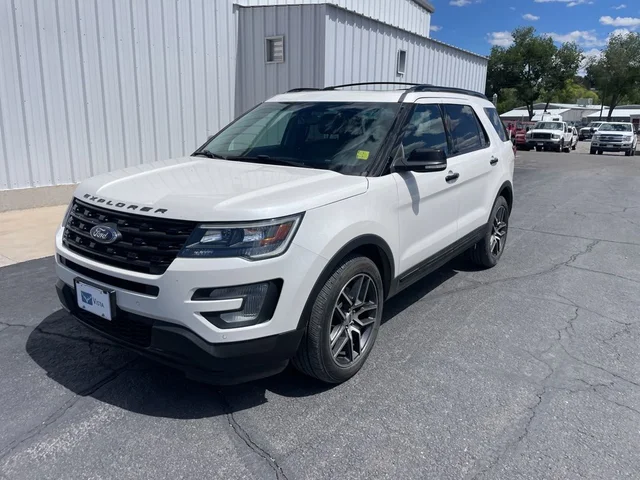 2016 Ford Explorer Sport 4WD's photo