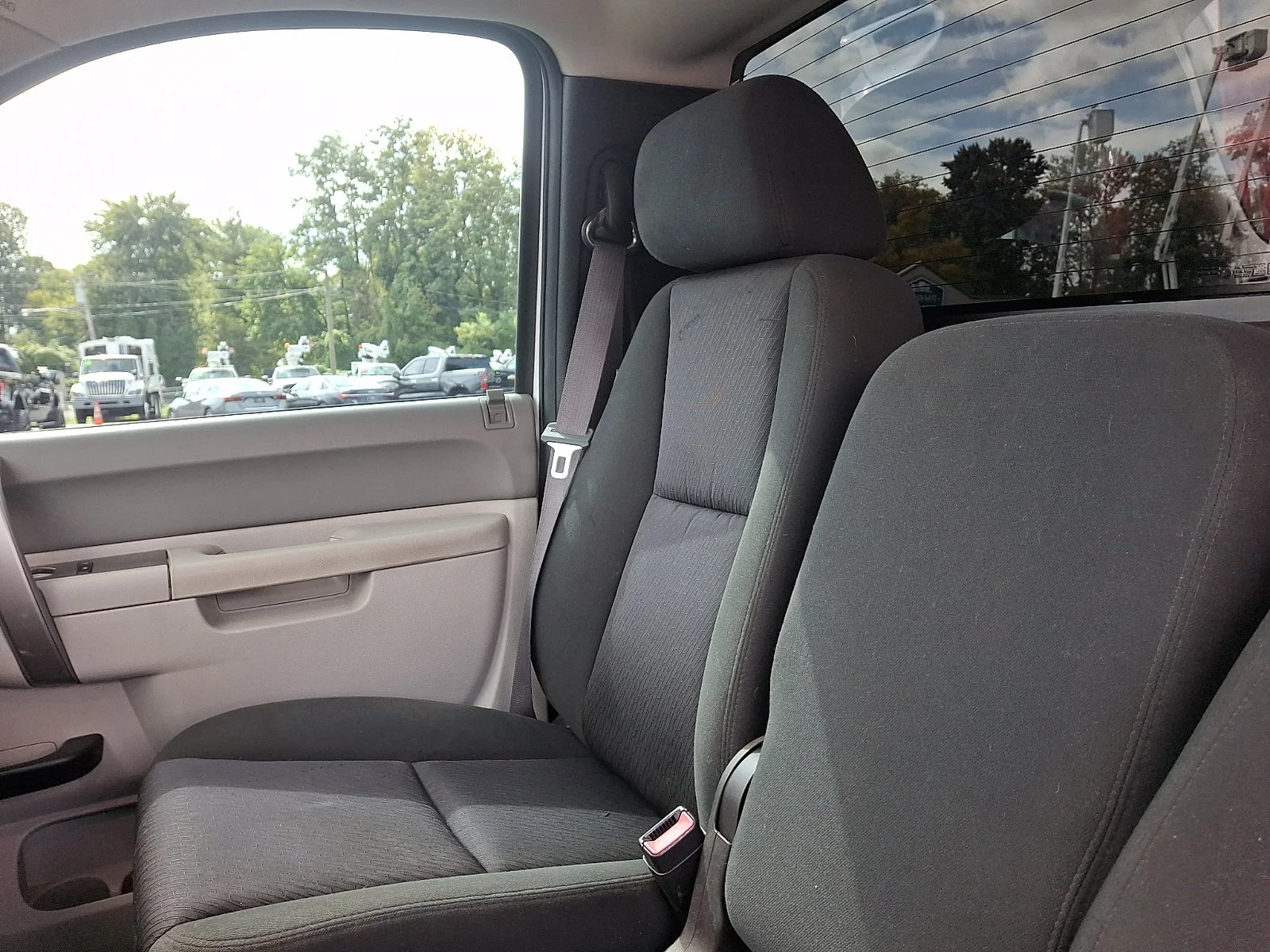 Used 2013 Summit White Chevrolet Work Truck image 18